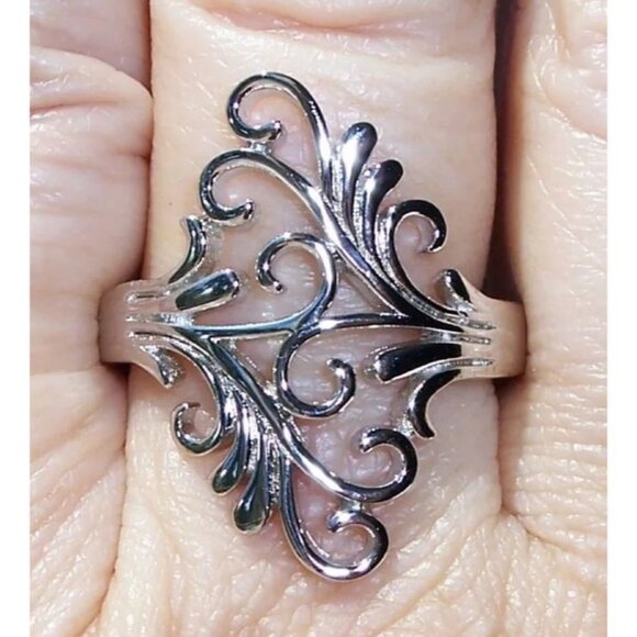 925 STERLING SILVER Unique Swirls Statement Ring - Picture 4 of 16